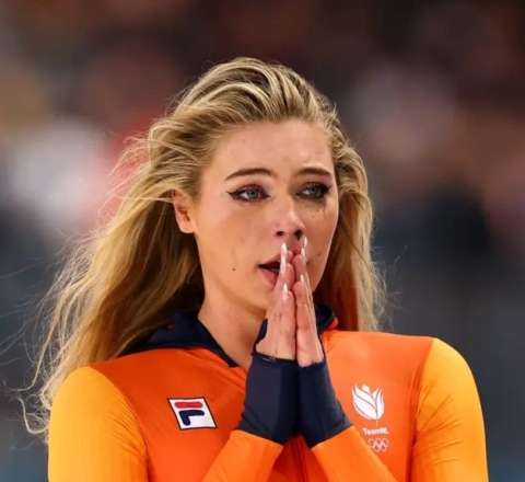 Yaxasını açdı, 1 milyon qazandı - FOTO 