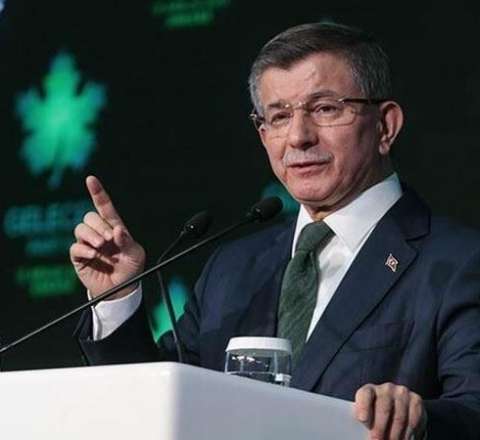 Davudoğlu: Tabutumu azərbaycanlı gənclər daşısın... 