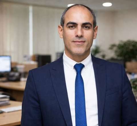 Prezidentin təltif etdiyi Zəka Talıbov kimdir? 