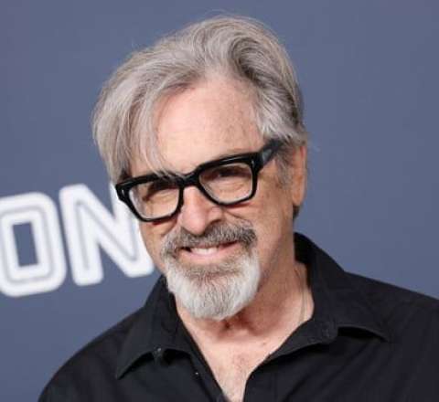 Əfsanəvi aktyor vəfat etdi 