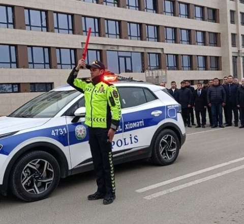 Xankəndi, Ağdərə və Xocalıda soyqırımı qurbanlarının xatirəsi bir dəqiqəlik sükutla yad edildi - FOTO 