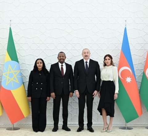 Efiopiyanın baş nazirinin şərəfinə rəsmi nahar verildi 