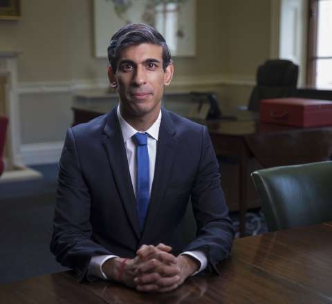 Britaniyanın keçmiş Baş naziri Zelenskinin yanında pulsuz işləyəcək 