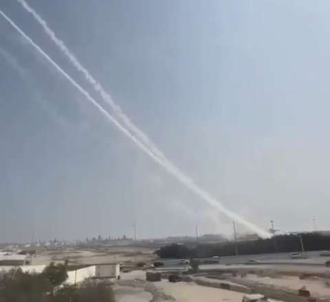 İranın hücumundan sonra Bəhreyn hərəkətə keçdi - VİDEO