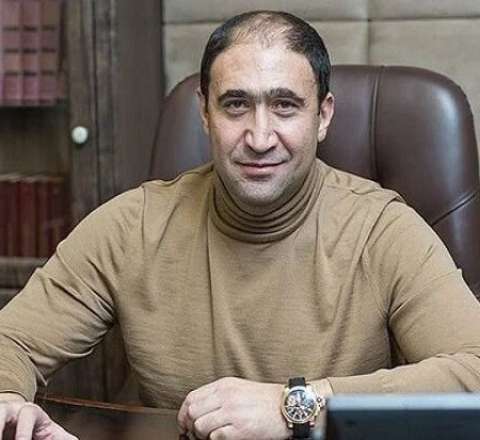 İlqar Hacıyevin əmlaklarına həbs qoyuldu 