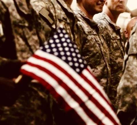 Dubayda ABŞ hərbçilərinin toplaşdığı məkan vuruldu - 40 nəfər öldü