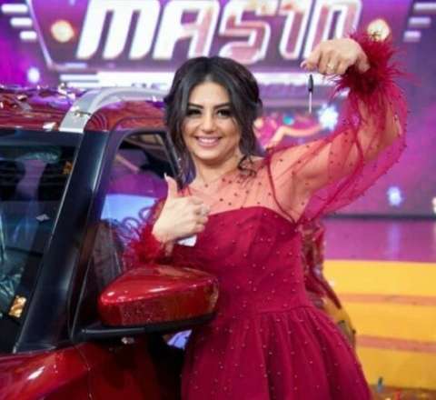 Xəyalə “Maşın Şou”da qazandığı maşını məhkəmədə uduzdu 