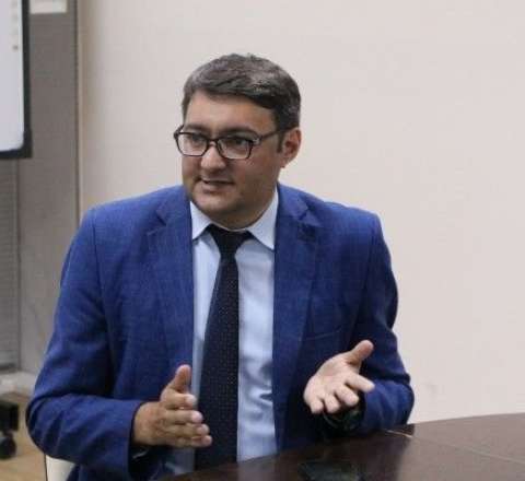 Əziz Əlibəyli vəzifəsindən ayrıldı 