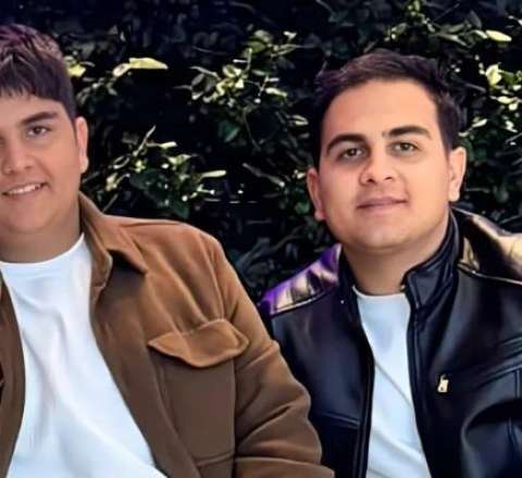 Xameneinin ölümünə sevinən 2 qardaş güllələndi  - FOTO