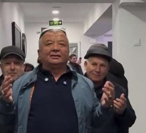 Özbəkistanlı ekstrasens Azərbaycandan çıxarıldı 