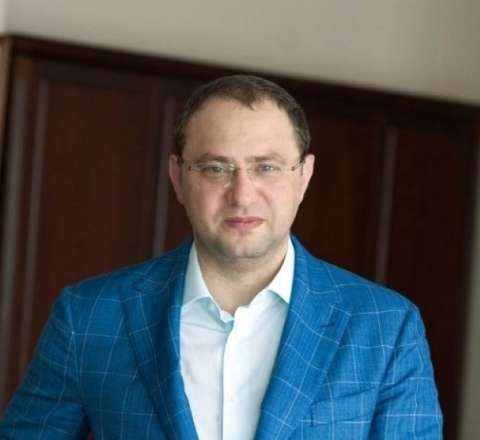 Kuban Səhiyyə naziri dələduzluq ittihamı ilə    tutuldu