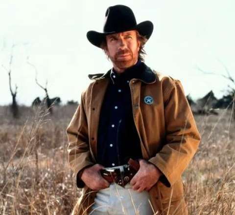 Çak Norris vəfat etdi 