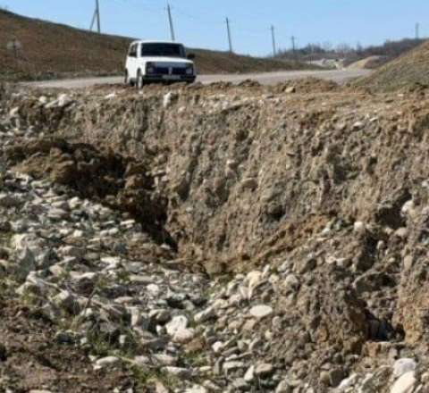 Muğanlı-İsmayıllı yolunda sürüşmə olub 