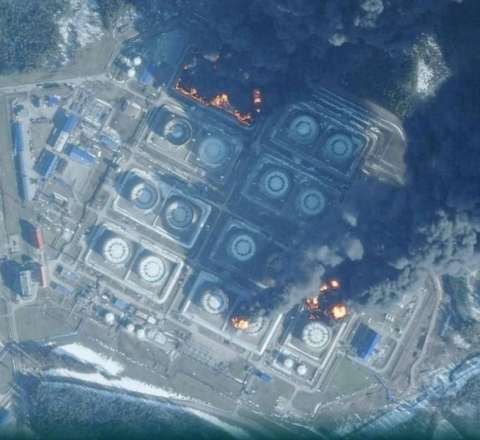 Rusiyanın nəhəng limanına PUA hücumu – Azı dörd neft rezervuarı yanır 