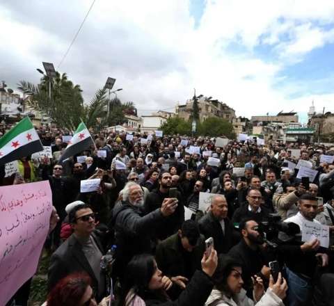 Dəməşqdə etirazlar – Spirtli içki qadağasına qarşı aksiya keçirildi 