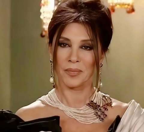 "Firdevs hanım" övladının olmamasından danışdı 