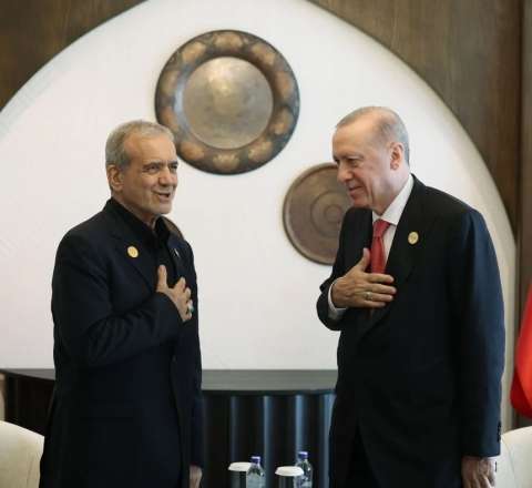 Pezeşkian Ərdoğana təşəkkür etdi 