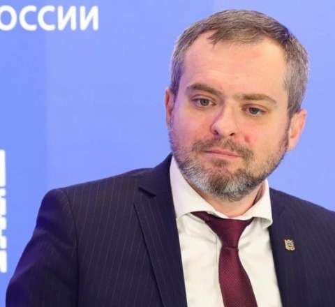 Məhkəmədən rusiyalı nazirlə bağlı  QƏRAR