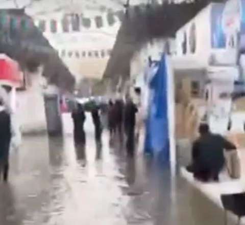 “Sədərək” ticarət mərkəzini su basdı  - VİDEO