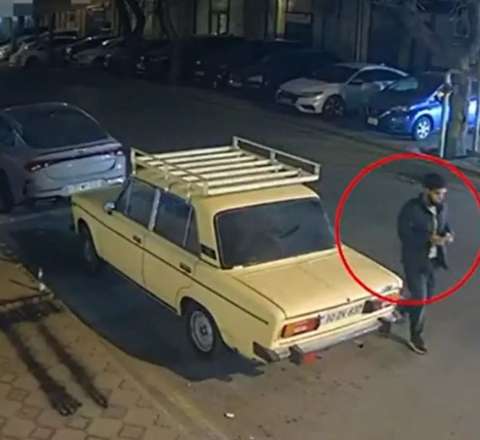 Nərimanovda avtomobillərdən oğurluğun ANBAAN GÖRÜNTÜLƏRİ