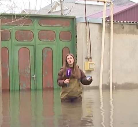 Bakıda bu evlər suyun içindədir - VİDEO