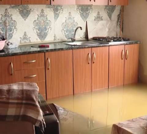 Su dolan evlərə dəyən ziyanı kim ödəyəcək? - VİDEO