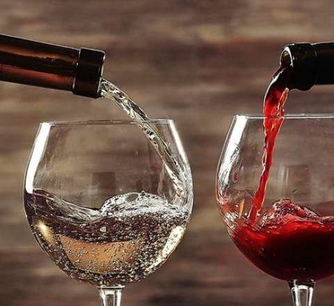 1945-ci ildə istehsal edilən şərab, görün neçəyə satıldı 