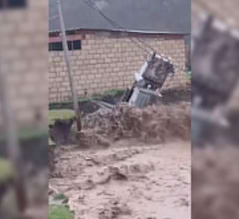 Qusarda sel transformatoru belə apardı  - VİDEO