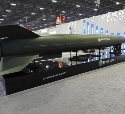 Türkiyə ballistik raketlərini işə salacaq:  10 m, 7200 kq...