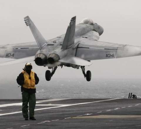 ABŞ İrana qarşı hərbi əməliyyatları dayandırdı 