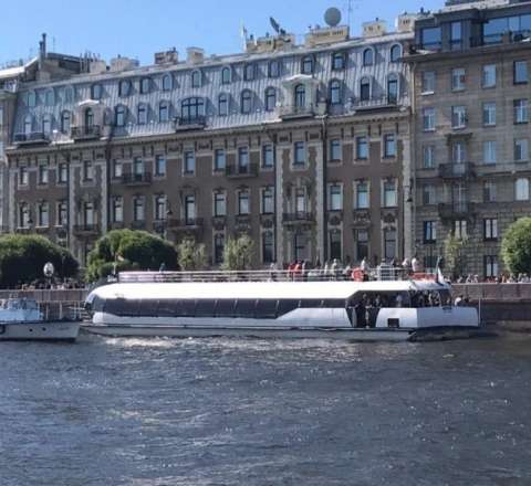 Azərbaycanlı iş adamı milyonluq kompleks aldı 