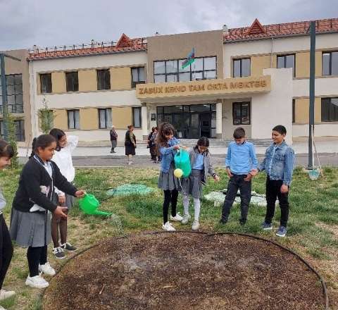 Zəfərin işığında qurulan təhsil: Laçının Zabux kəndində yeni məktəb - FOTO