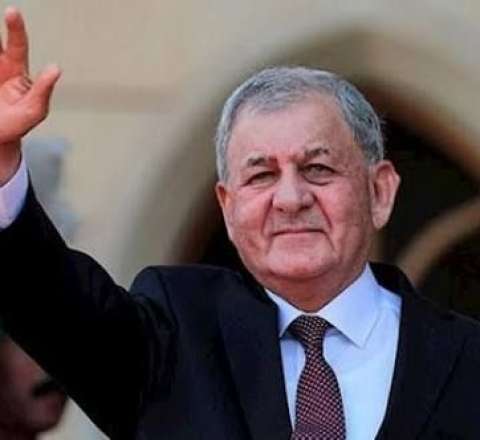 Prezident namizədliyini geri götürdü 