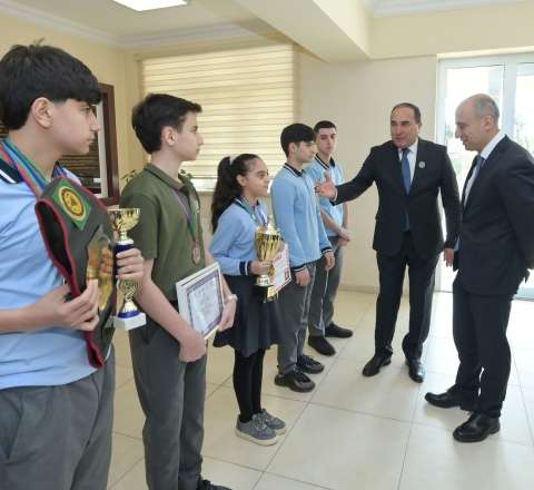 Emin Əmrullayev Xaçmazda tədris prosesi ilə tanış olub - FOTO