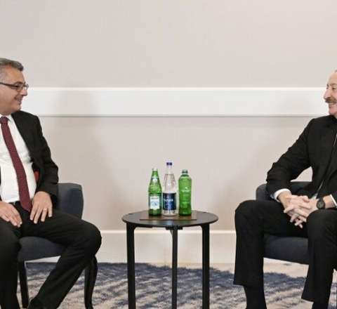 İlham Əliyev Antalyada Şimali Kipr Prezidenti ilə görüşü oldu - FOTO