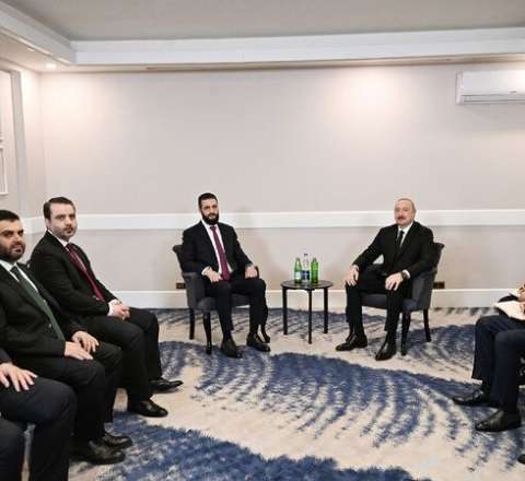 İlham Əliyev Antalyada Suriyanın keçid dövrü Prezidenti ilə görüşdü - FOTO