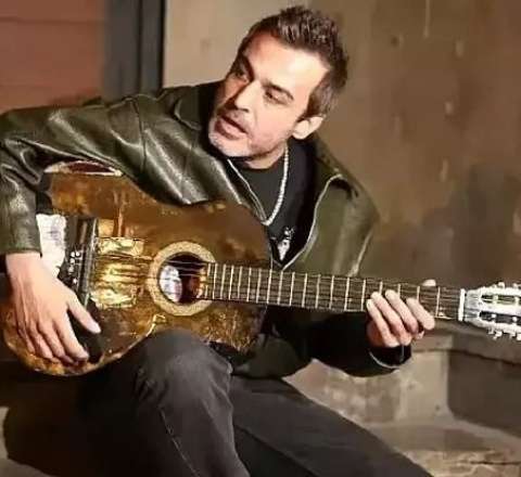 Bakıda “lirə” qalmaqalı yaradan müğənni vəfat etdi 