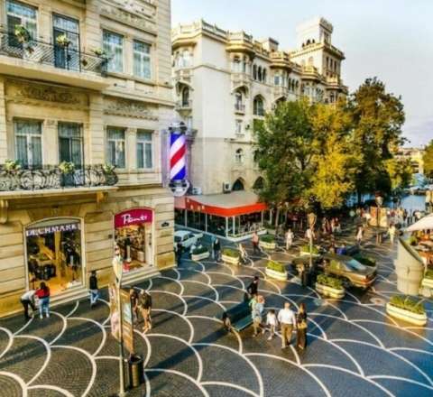 Bakının mərkəzində sirli işarə: mənası sizi təəccübləndirəcək  - FOTO