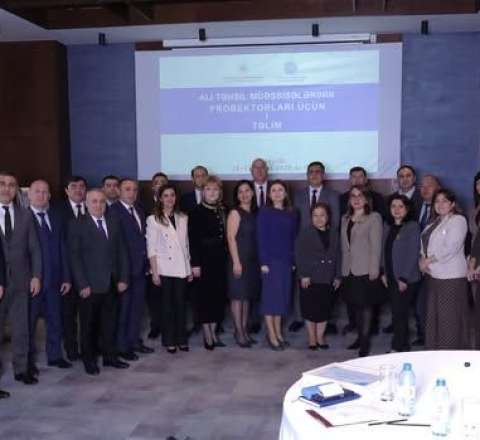 Ali təhsil müəssisələrinin prorektorları üçün I təlim proqramı yekunlaşıb 