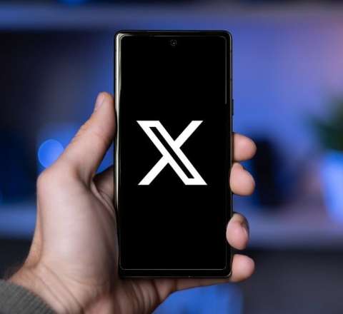 "X" sosial şəbəkəsinin işində problemlər yarandı 