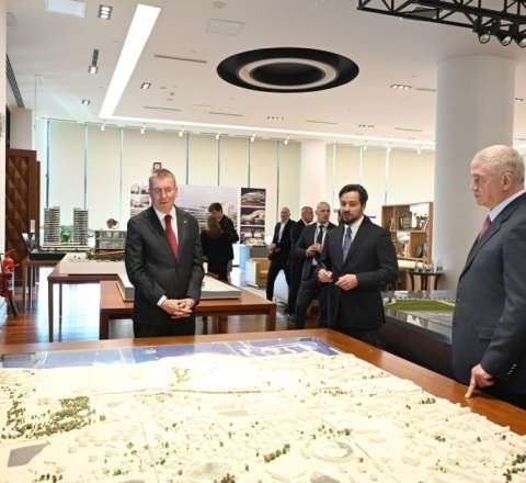 Latviya prezidenti Ağ Şəhərdə 