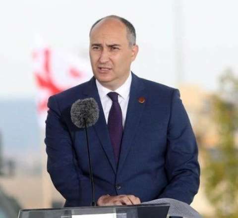 Gürcüstanın sabiq müdafiə naziri HƏBS EDİLDİ -  10 il müddətinə...