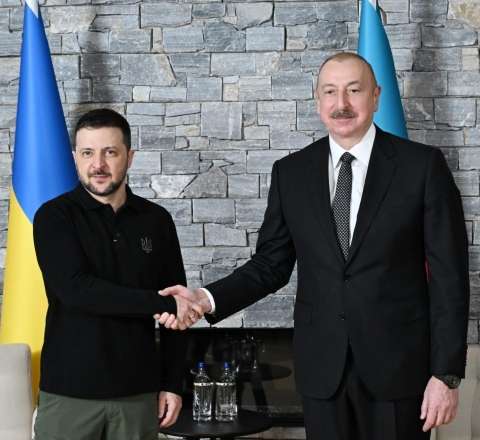 Azərbaycanın Ukrayna siyasəti: Dəstək, bərpa və yeni imkanlar 