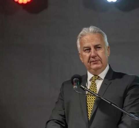 Macarıstan baş nazirinin müavininin partiya sədrliyindən istefası qəbul olunmadı 