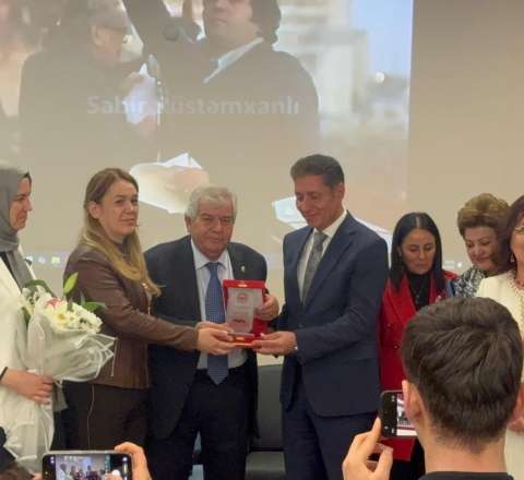 Ankarada Sabir Rüstəmxanlını duyğulandıran hadisə – Şəhidlikdə adına 80 ağac əkildi 