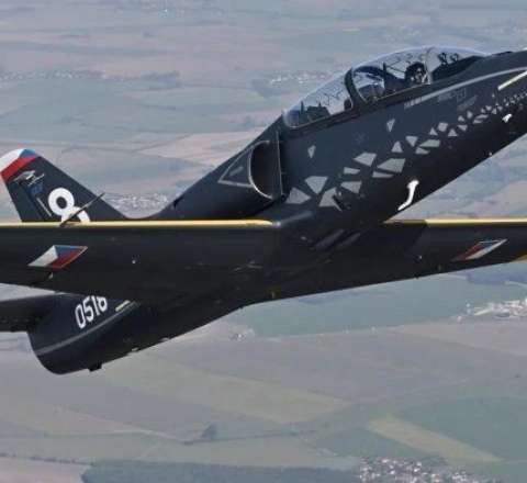 Çexiya Azərbaycana yeni HƏRBİ TƏYYARƏ təklif etdi 