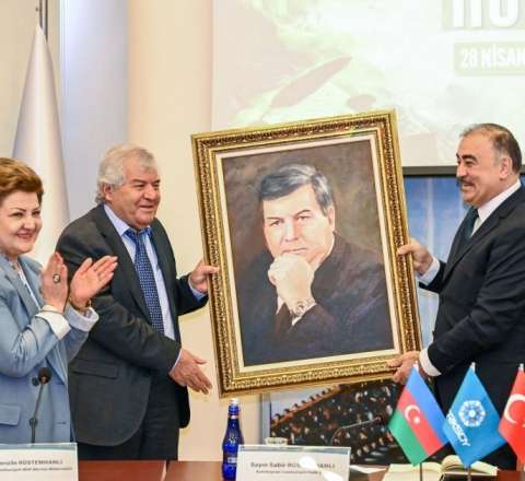 TÜRKSOY Xalq şairi Sabir Rüstəmxanlının 80 illik yubileyini qeyd etdi - FOTO/VİDEO