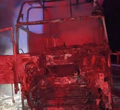 Türkiyədə Azərbaycan nömrəli yük avtomobili kül oldu  - FOTO