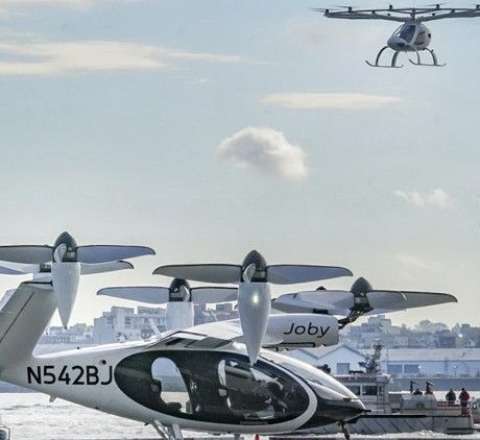 Şəhər səmasında hava taksiləri: 2 saatlıq yolu 10 dəqiqəyə gedir - VİDEO