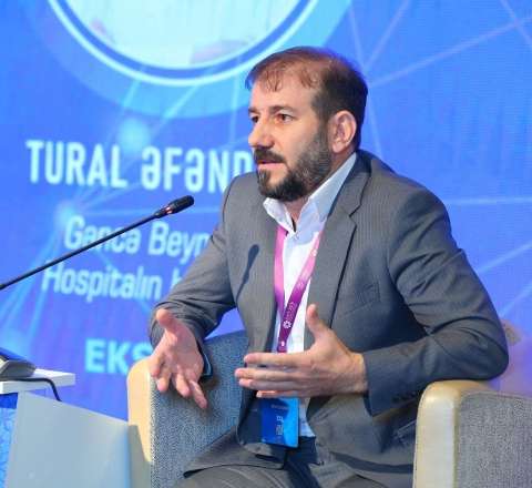 Sabiq direktor yeni xəstəxana rəhbərlərindən danışdı 